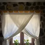 Διαμέρισμα Despoinas Stone House In *