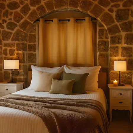 Despoinas Stone House In * كرانديون