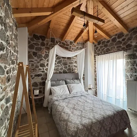 Lejlighed Despoinas Stone House In
