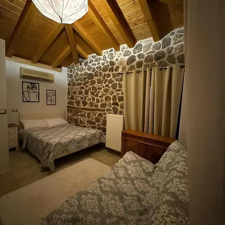 Apartament Despoinas Stone House In