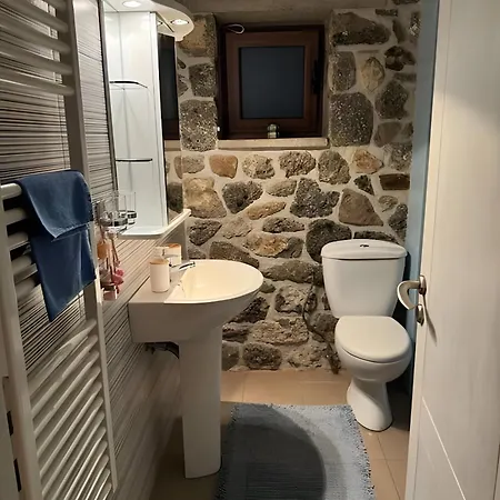 Apartament Despoinas Stone House In