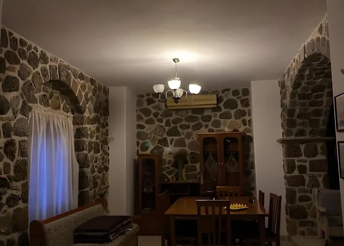 Διαμέρισμα Despoinas Stone House In