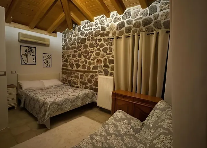 Lejlighed Despoinas Stone House In