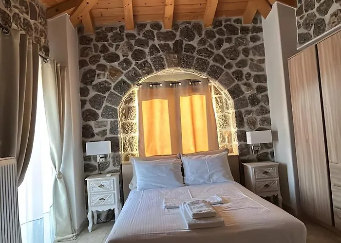 Lejlighed Despoinas Stone House In