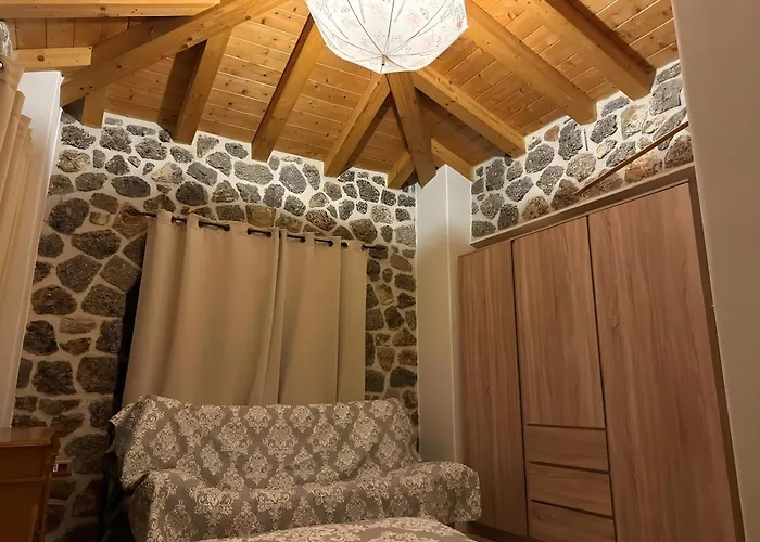 Διαμέρισμα Despoinas Stone House In *